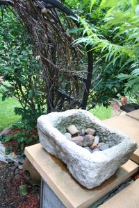 texture Hypertoufa container with rocks