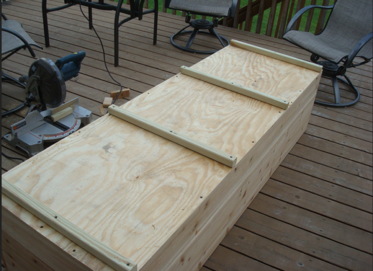 How to Build a Vegetable Garden Box for Your Deck - My Northern Garden