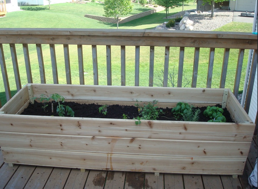 Vegetable Garden Box For Your Deck, Deck Vegetable Garden Plans